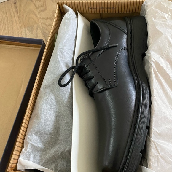 NEW!!! School Issue Sam black lace up dress shoes - mens/ boys size 9w - Picture 7 of 7